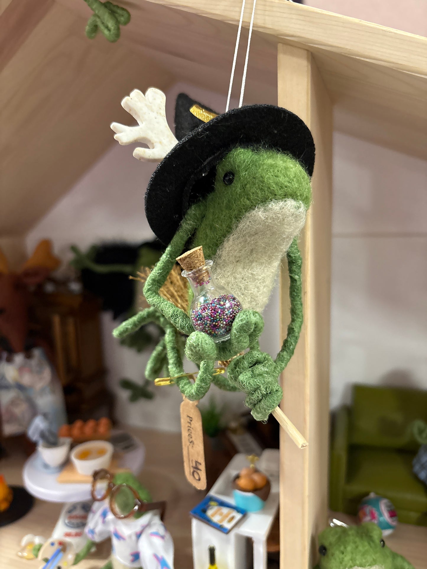 Mouse House Friends & Co.